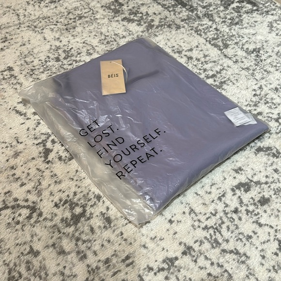 BEIS Lavender Travel Luggage Cover - Picture 6 of 6